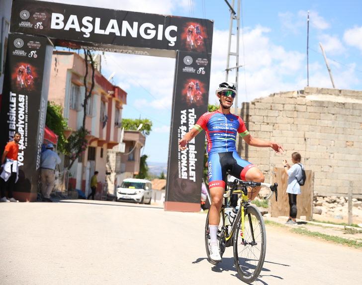 Gaziantep'te düzenlenen Türkiye Yol Bisikleti Şampiyonası sona erdi G3