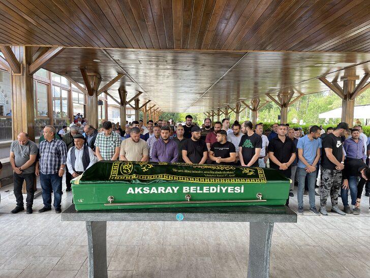 Dekan Prof. Dr. Korkmaz'ın cenazesi Aksaray'da defnedildi G2