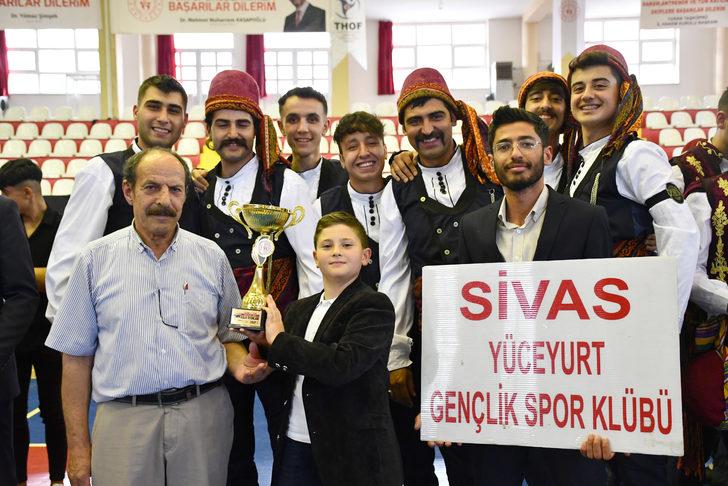 Sivas'ta düzenlenen Türkiye Halk Oyunları Federasyonu Bölge Yarışması sona erdi G5