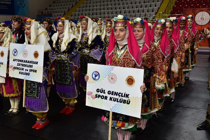 Afyonkarahisar'da Türkiye Halk Oyunları Federasyonu Bölge Yarışması yapıldı G4