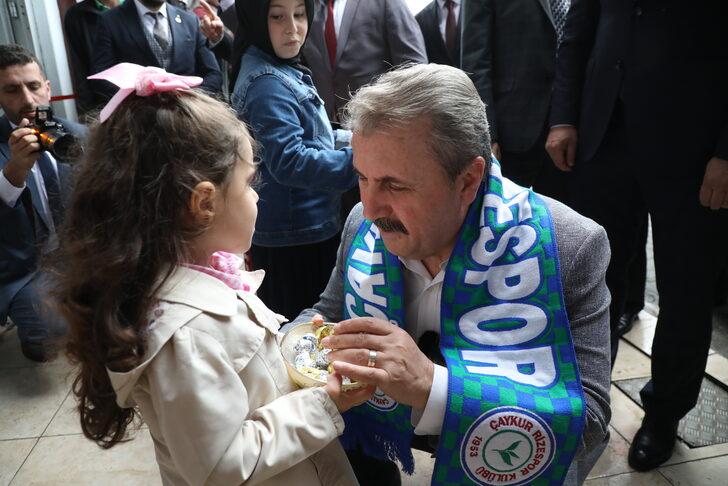 BBP Genel Başkanı Destici, Rize'de partisinin il kongresinde konuştu: G1