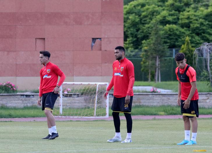 Kayserispor, yeni sezon hazırlıklarına başladı G5