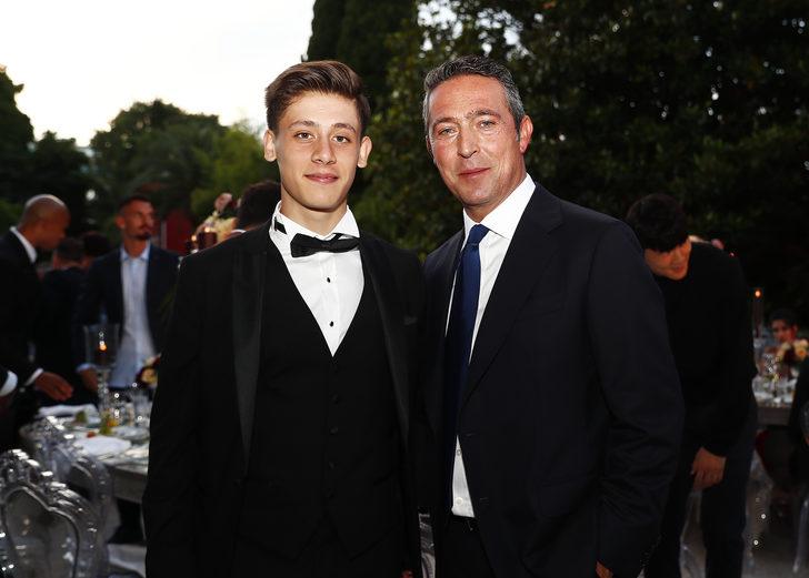 Son dakika: Fenerbahçeli Dimitris Pelkas'ın düğününe Serdar Dursun ve İrfan Can Kahveci damga vurdu! G2