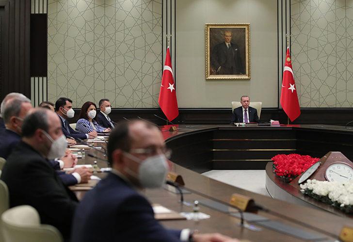 SON DAKİKA | Gözler, kritik kabine toplantısına çevrildi! Asgari ücret zammı, Kurban Bayramı tatili...Cumhurbaşkanı Erdoğan duyuracak