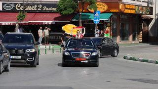 Dünya üçüncüsü down sendromlu milli sporcu memleketinde törenle karşılandı