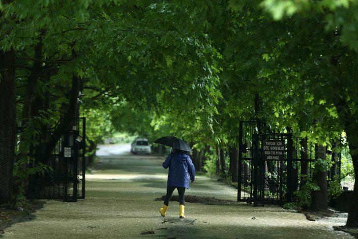 Bartın'da sağanak nedeniyle bazı evlerin bodrum katını su bastı, ulaşım aksadı G2