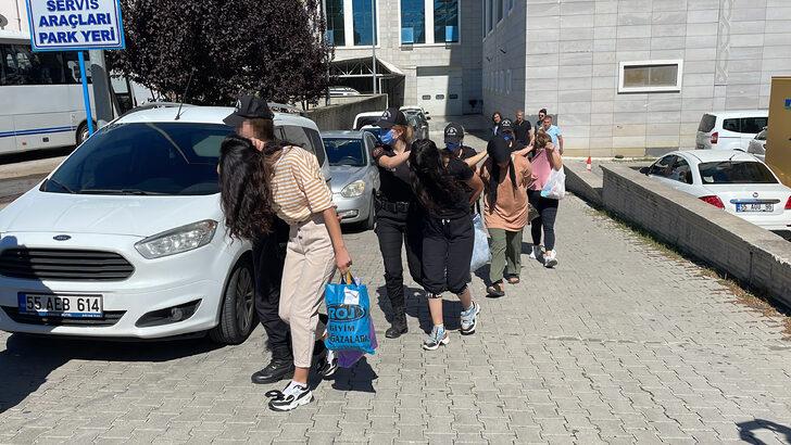 Samsun merkezli dolandırıcılık operasyonunda yakalanan şüphelilerden 26'sı adliyede G4