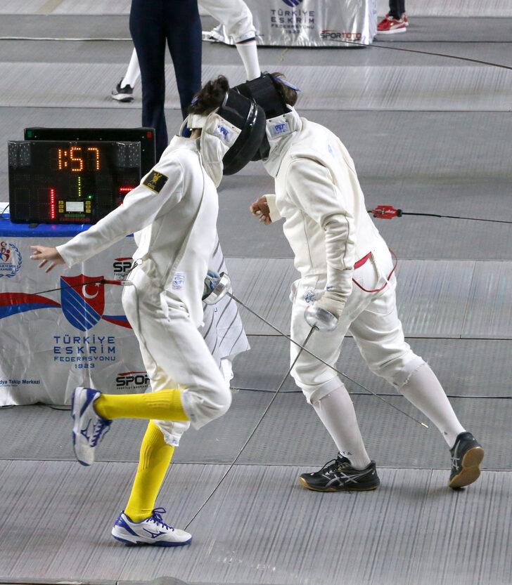 Sivas, eskrimde 10, 12 ve 14 yaş altı Türkiye şampiyonasına ev sahipliği yapıyor G3