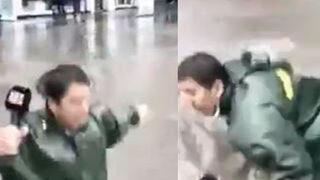 TRT muhabiri canlı yayında açık kalan rögar kapağının üzerine düştü! Zonguldak'taki sel haberini sunuyordu