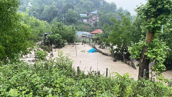 Zonguldak'ta sağanak hayatı olumsuz etkiliyor G3