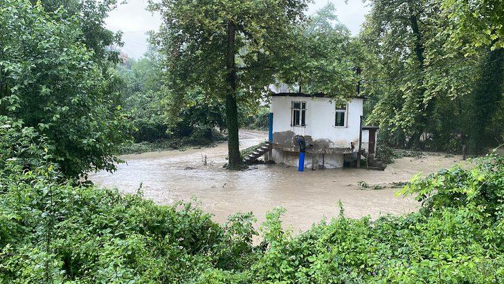 Zonguldak'ta sağanak hayatı olumsuz etkiliyor G4