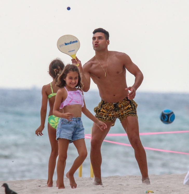 Radamel Falcao tatilde çocuklarıyla çocuk oldu! G5