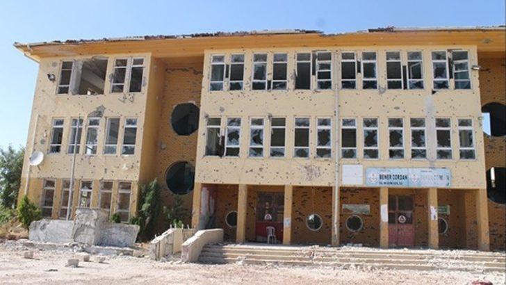TEOG birincisi PKK'nın yaktığı okuldan çıktı