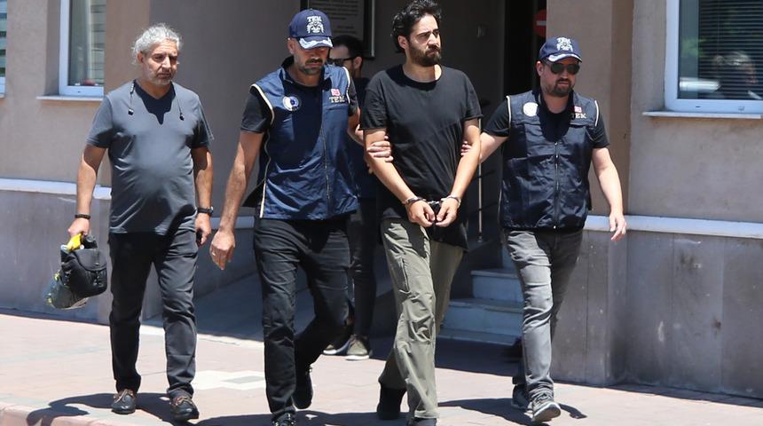 PKK'nın sözde üst düzey yöneticileriyle fotoğrafları olan şüpheli adliyeye sevk edildi