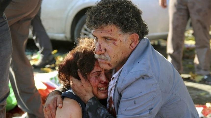 &lsquo;Ankara katliamı&rsquo;nda ilk duruşma: Ailelere &lsquo;Şov yapıyorsunuz&rsquo; diyen polisler atıldı