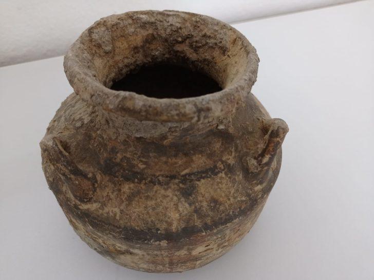 İzmir'de 14 parça tarihi eser ele geçirildi G4