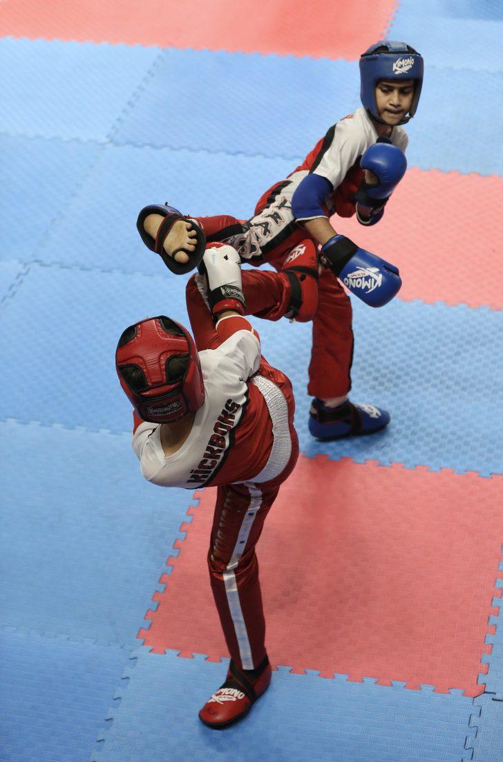 Büyükler, Gençler, Yıldızlar, Minikler Türkiye Kick Boks Şampiyonası, Kocaeli'de yapıldı G2