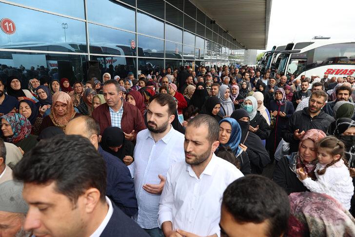 Sivas'ta ilk hac kafilesi kutsal topraklara uğurlandı G3
