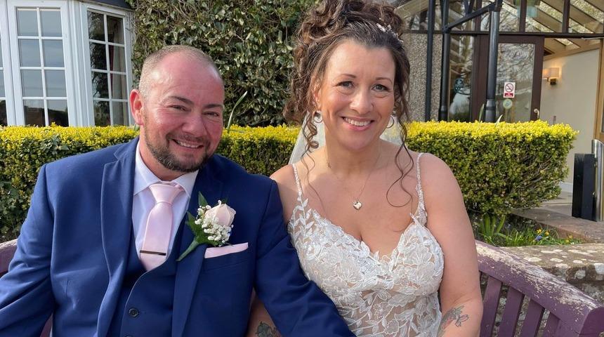 Onlarınki bir aşk hikayesi! “Birbirimize kadın olarak aşık olduk, şimdi karı kocayız”