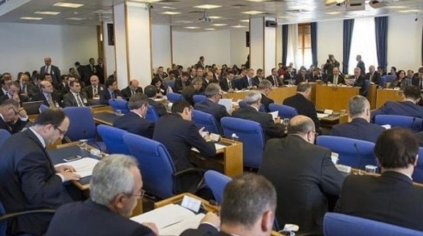 CHP'li vekil "HDP" dedi, komisyon gerildi