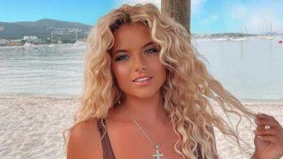 Model Apollonia Llewellyn’in dekoltesine kimse anlam veremedi! “Nerede başlıyor, nerede bitiyor?”