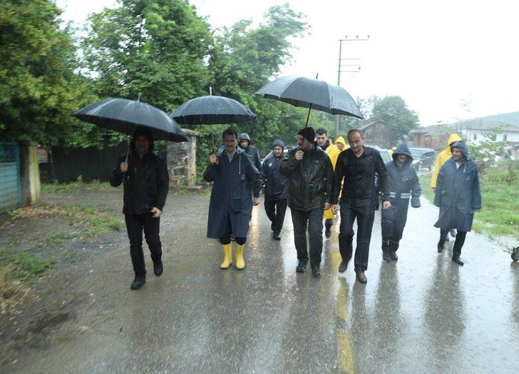 Sakarya'da sağanak hayatı olumsuz etkiliyor G4