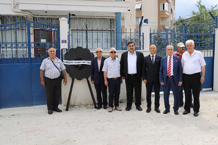 Edirne'de Yunanistan Konsolosluğuna siyah çelenk bırakıldı G3