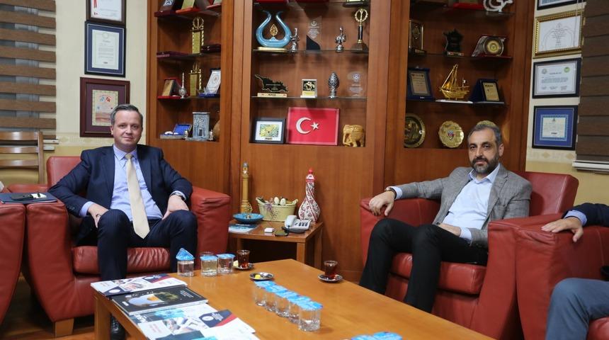 TİKA yurt dışındaki yardımlarda Türk markalarını kullanıyor