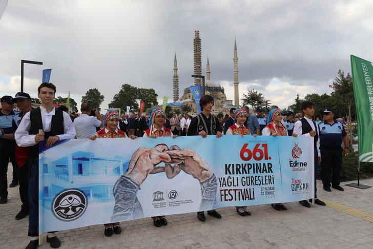 661. Tarihi Kırkpınar Yağlı Güreşleri Festivali başladı G3