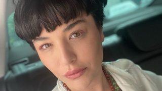 Oyuncu Gonca Vuslateri mayolu poz verdi! Su gibi