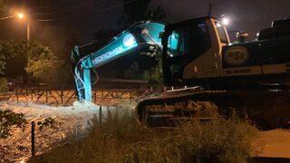 Bolu'nun Mengen ilçesindeki Türkbeyli Çayı taştı