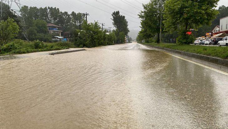 Düzce'de sağanak etkili oluyor G2