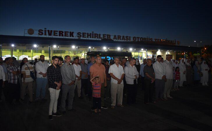 Şanlıurfa'dan ilk hac kafilesi kutsal topraklara uğurlandı G1