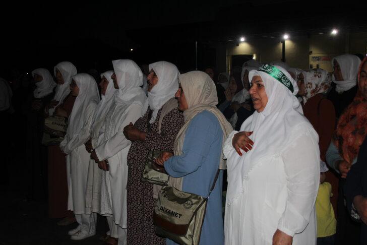 Şanlıurfa'dan ilk hac kafilesi kutsal topraklara uğurlandı G5