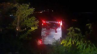 Korkunç kaza! Yolcu otobüsü şarampole yuvarlandı: Ölü ve yaralılar var