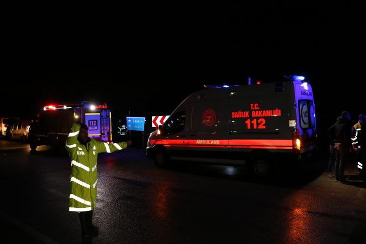 Kastamonu'da yolcu otobüsü devrildi, 1 kişi öldü, 19 kişi yaralandı G2