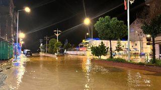 Bolu'nun Mengen ilçesinde su taşkınları meydana geldi