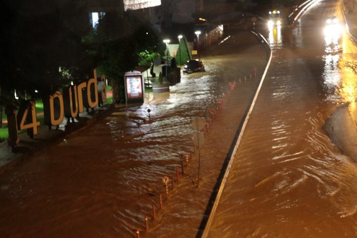 Bolu'da sağanak nedeniyle su taşkınları oluştu G2