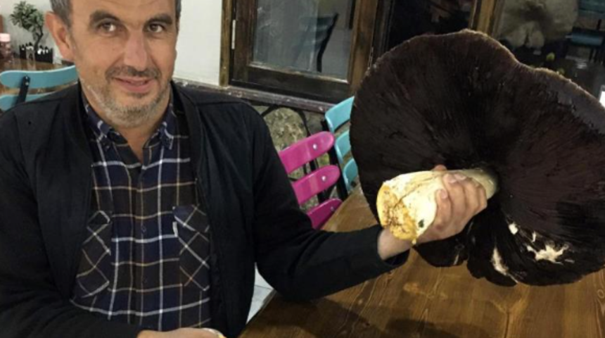 Yer: Gümüşhane! Bunu toplamak için sıraya giriyorlar... Çapı tam 52 santimetre: Satmayı düşünmüyorum