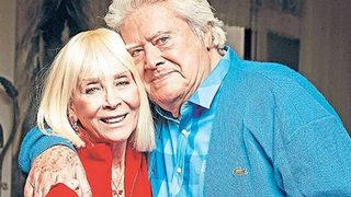 Cüneyt Arkın'ın eşi Betül Cüreklibatır kimdir? Cüneyt Arkın ve Betül Cüreklibatır ne zaman evlendi, kaç yıl evli kaldılar? 