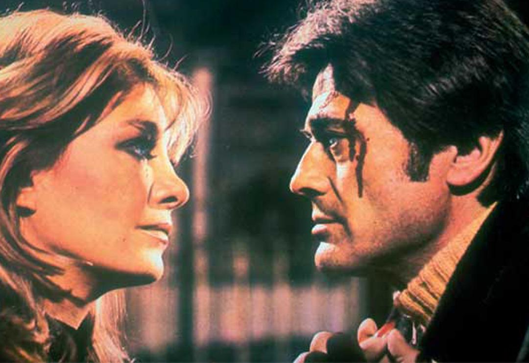 Emel Sayın'dan C&uuml;neyt Arkın anısı! "&Ouml;yle bir vurdum ki kafasından kanlar akmaya başladı"