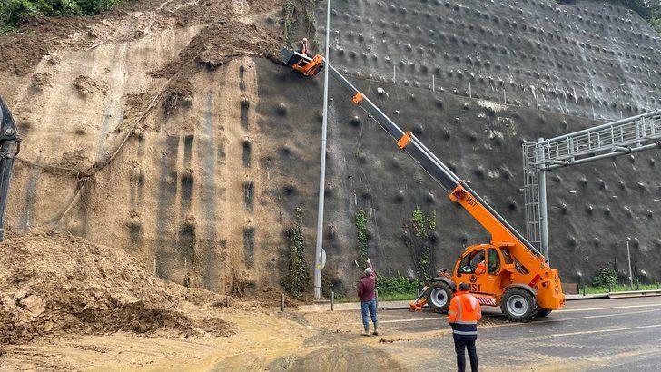 Bolu Dağı Tüneli İstanbul istikameti heyelan nedeniyle ulaşıma kapatıldı G1