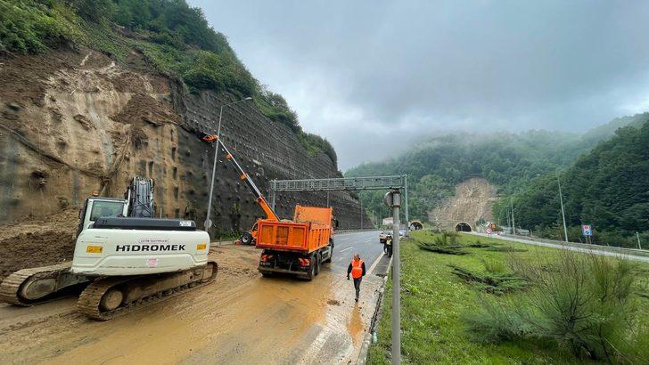 Bolu'da sağanak nedeniyle 2 köprü yıkıldı, bazı evleri su bastı G5