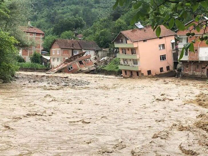 Karabük'te sağanak nedeniyle bir ev yıkıldı, bir bina hasar gördü G2