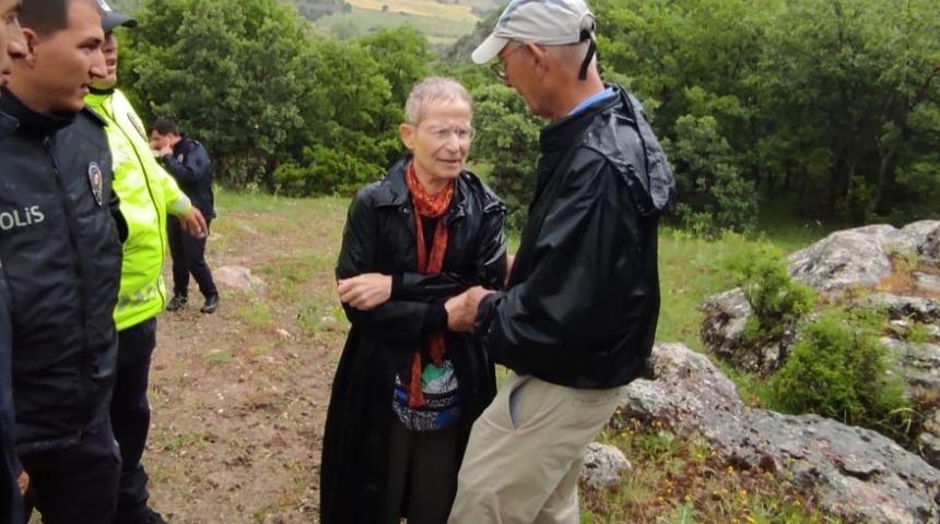 Çorum'da kayıp ihbarı yapılan Amerikalı turist, ormanlık alanda bulundu