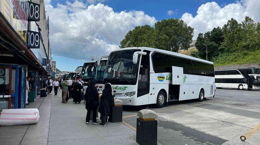Otogarlarda bayram hareketliliği başladı! Vatandaşlara bilet uyarısı