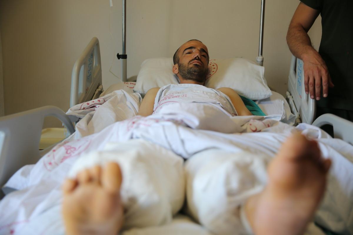 Mardin'de cam kemik hastasına cerrahi m&uuml;dahale