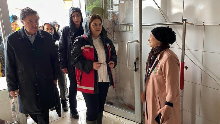Bakan Derya Yanık, sağanaktan etkilenen Karabük'te açıklama yaptı: G4