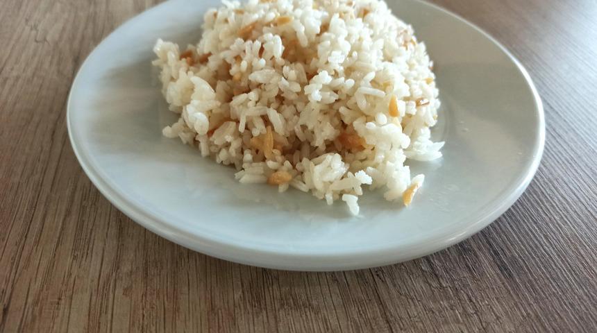 Yeniden ısıtılan pirinç büyük tehlike taşıyor! Besin zehirlenmesine karşı etkili öneriler
