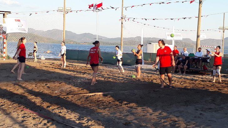 Üniversiteler Yaşar Sevim Plaj Hentbolu Türkiye Şampiyonası, Köyceğiz'de başladı G3